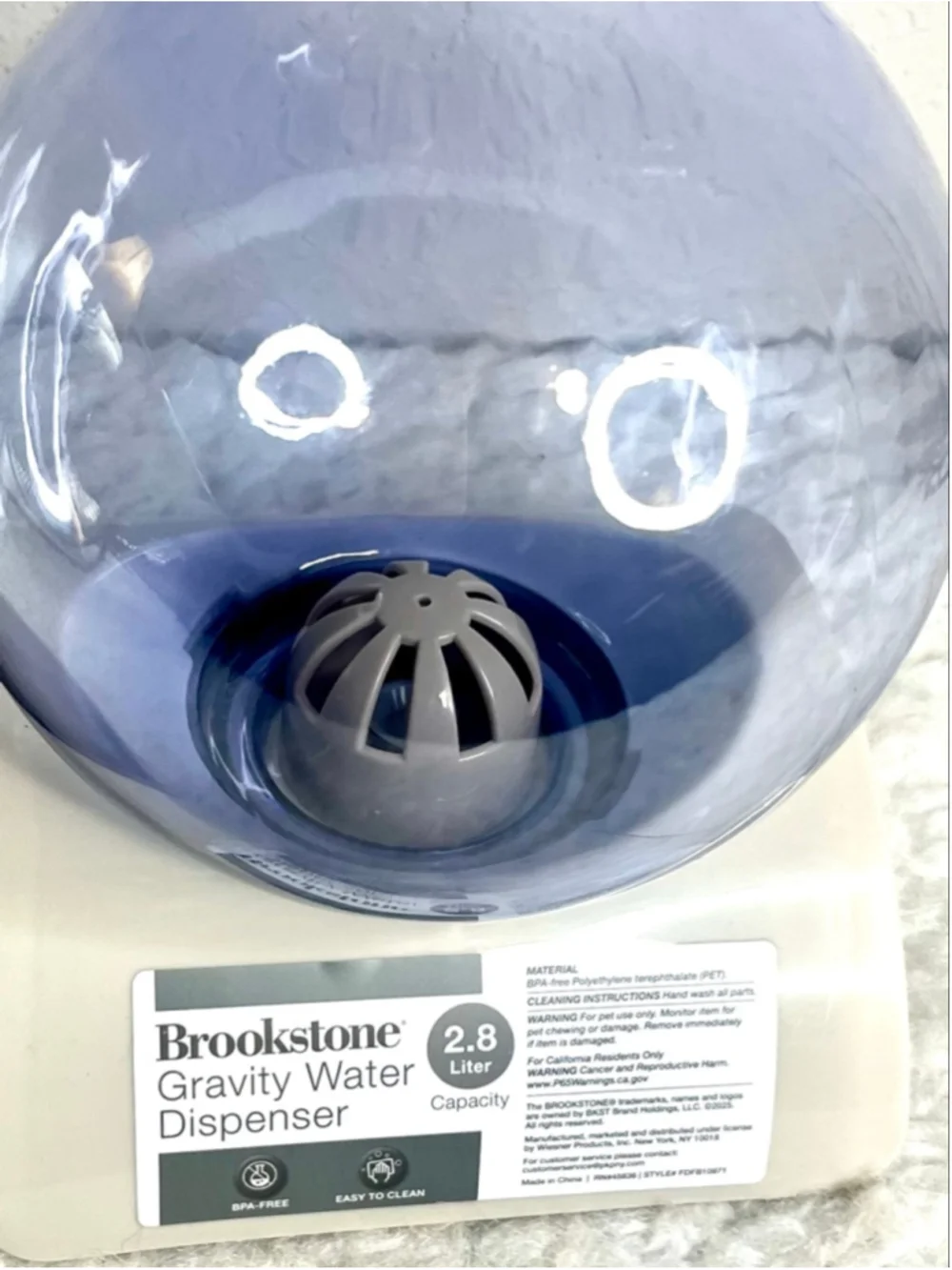 New Brookstone gravity pet water dispenser 2.8 L capacity